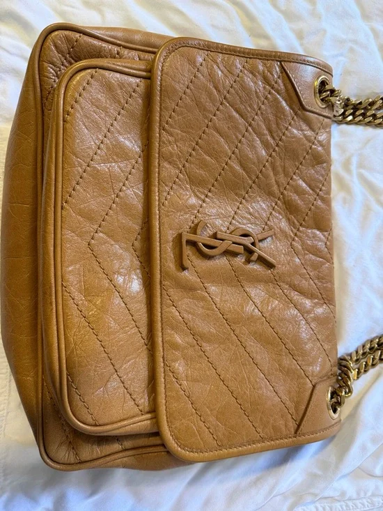 Saint Laurent Niki Bag in Sungold - Picture 5 of 6